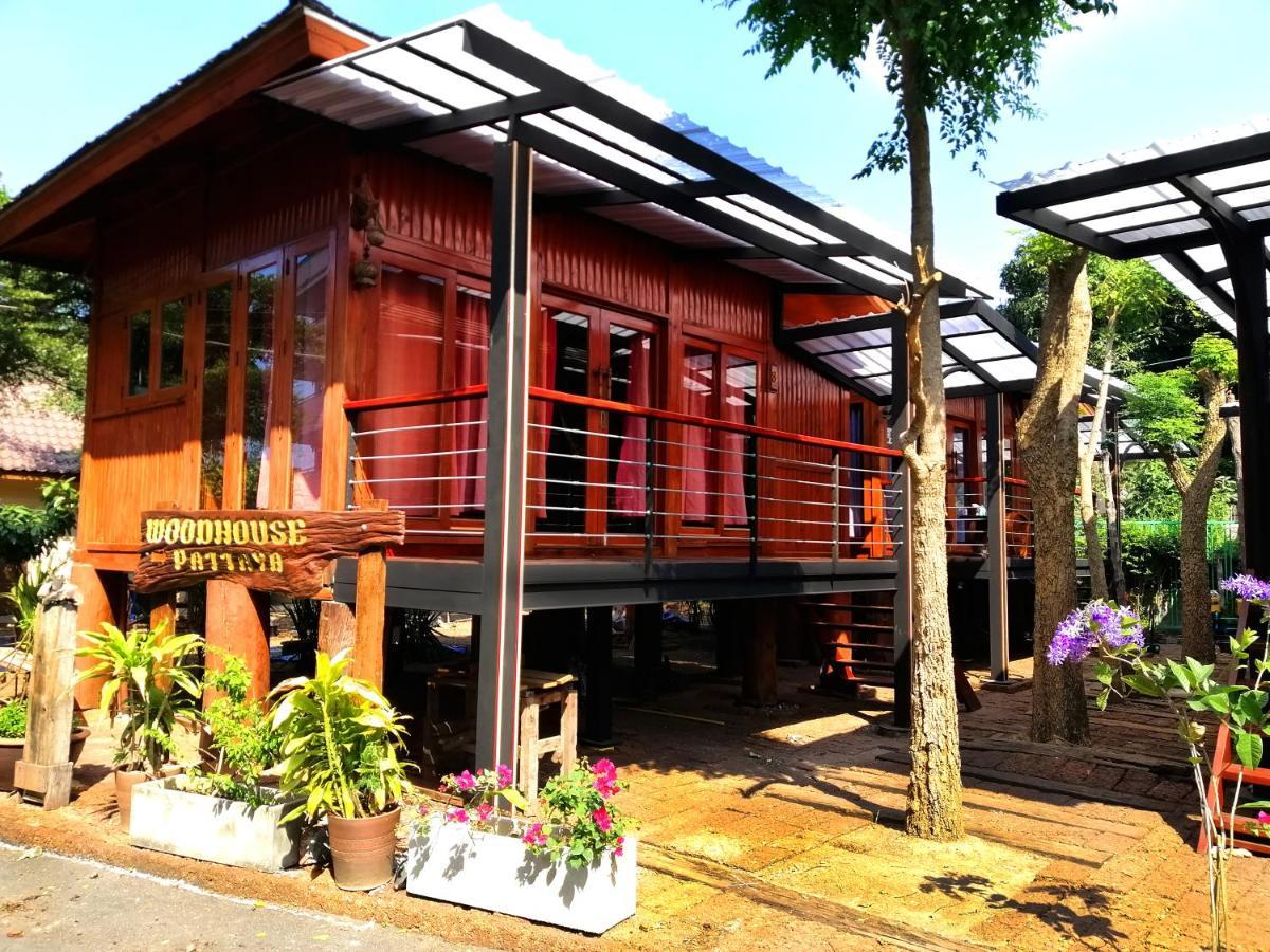 מלון Wood House פאטאיה מראה חיצוני תמונה